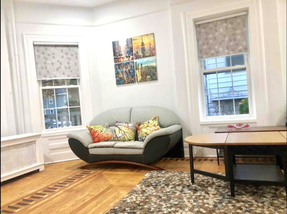 Gorgeous Victorian House!! Entire Suite In Sam'S Home New York City Exterior photo