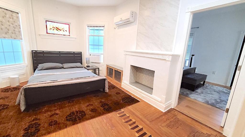Gorgeous Victorian House!! Entire Suite In Sam'S Home New York City Exterior photo