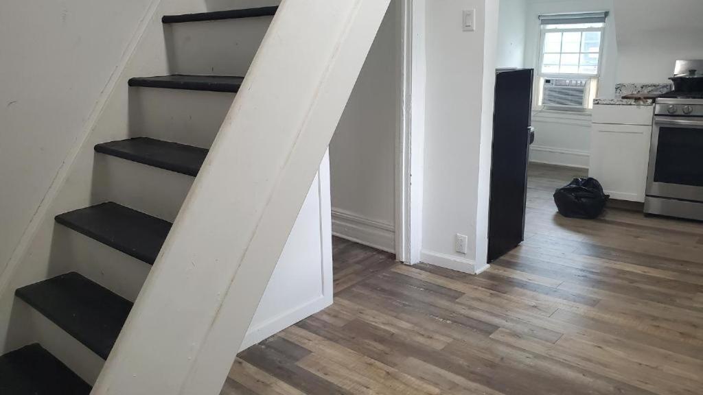 Gorgeous Victorian House!! Entire Suite In Sam'S Home New York City Room photo