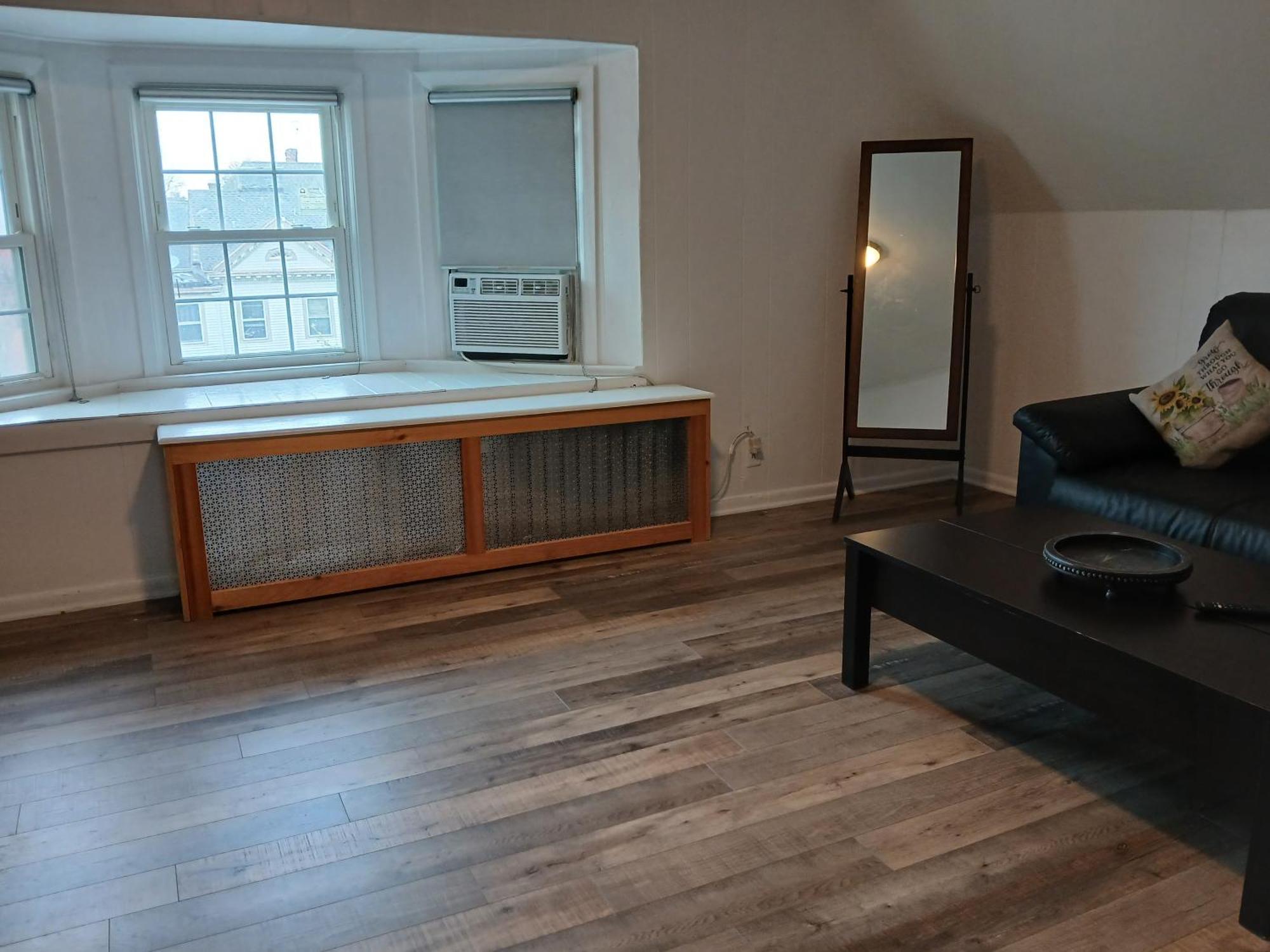 Gorgeous Victorian House!! Entire Suite In Sam'S Home New York City Room photo